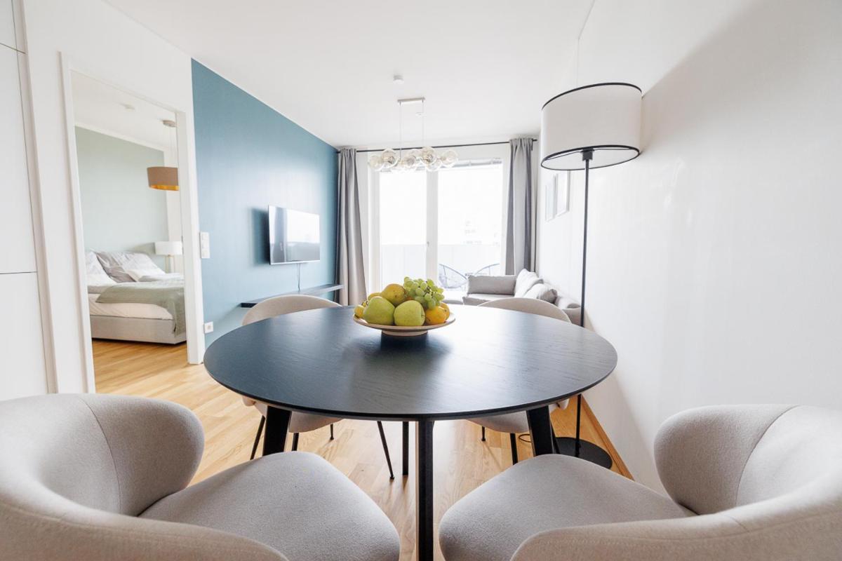 Lovely Apartment In Marina Tower - 10Min To City Center Vienna Exterior photo