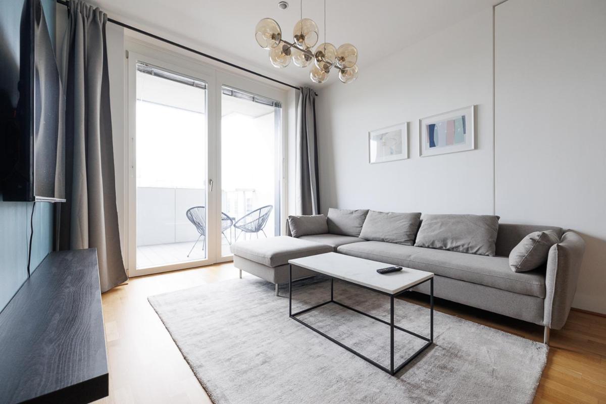 Lovely Apartment In Marina Tower - 10Min To City Center Vienna Exterior photo